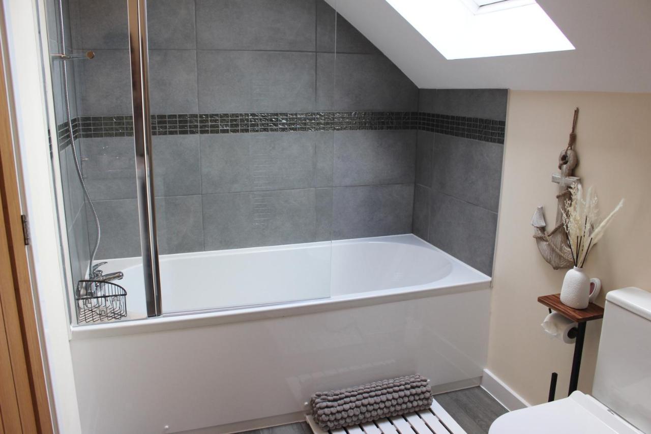 No 1 The Paddock - Spacious Holiday Home With A Hot Tub Bude Exteriör bild